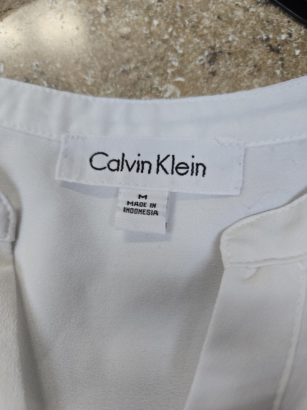 Calvin Klein White Button-Front Tunic Blouse - Picture 2 of 4